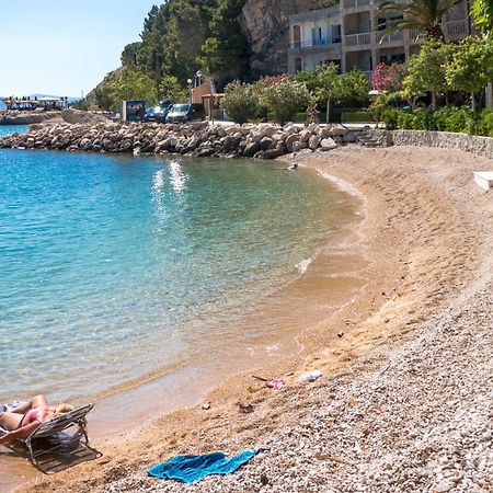 Apartments With A Parking Space Brela, Makarska - 789 Екстериор снимка