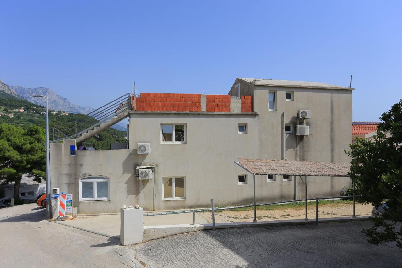 Apartments With A Parking Space Brela, Makarska - 789 Екстериор снимка