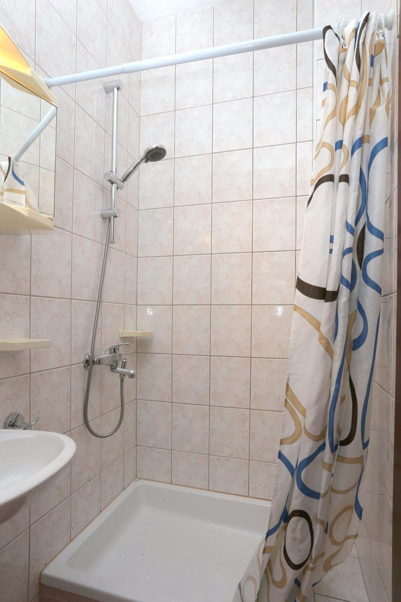 Apartments With A Parking Space Brela, Makarska - 789 Екстериор снимка