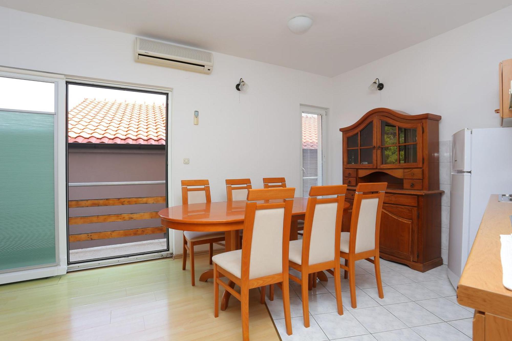 Apartments With A Parking Space Brela, Makarska - 789 Екстериор снимка