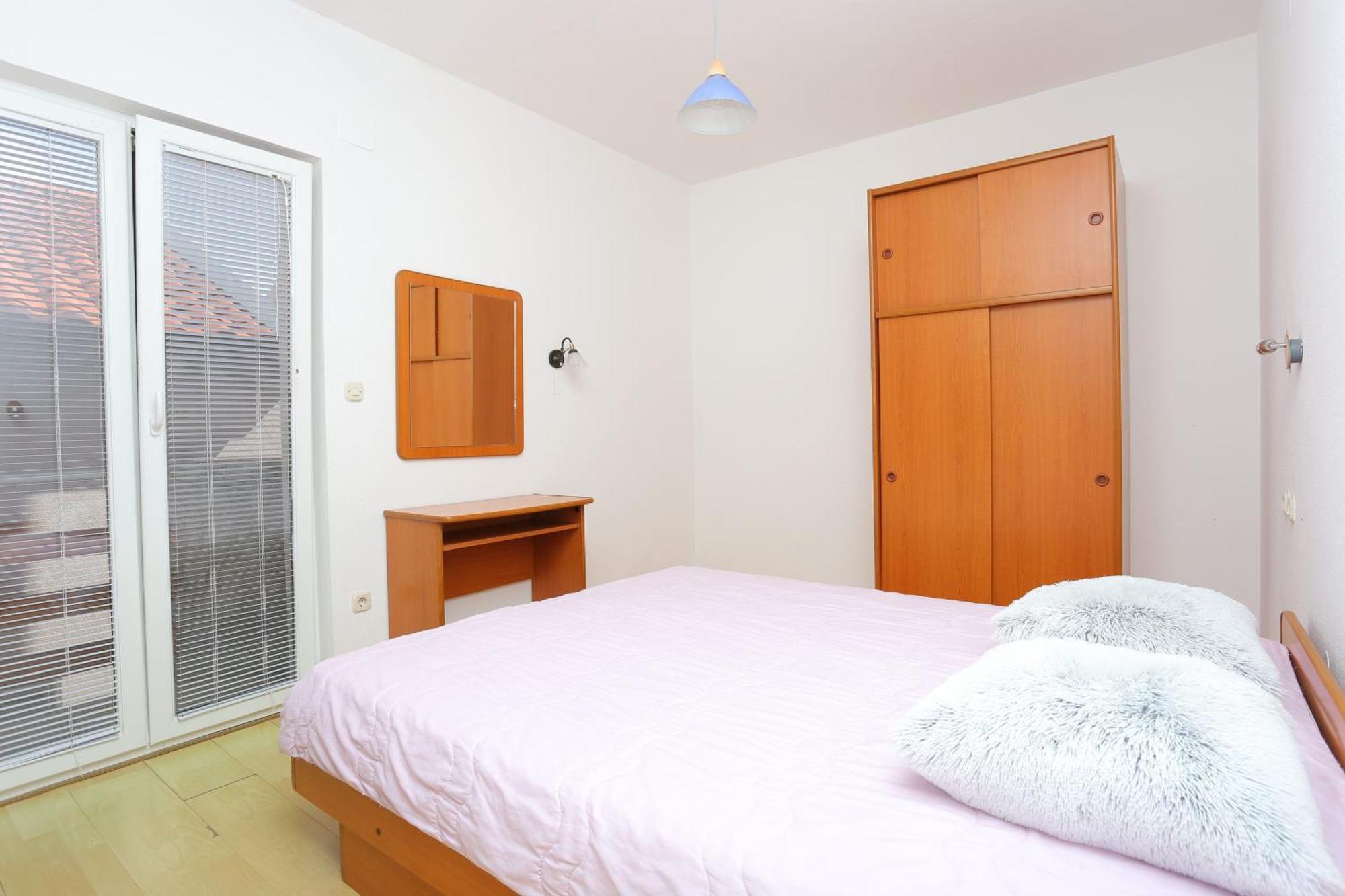 Apartments With A Parking Space Brela, Makarska - 789 Екстериор снимка
